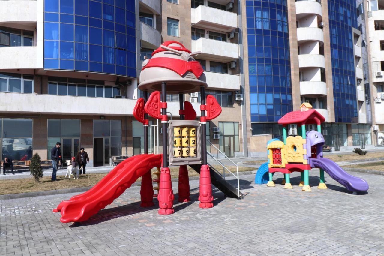 Stay Inn Apartments Near Dalma Garden Mall يريفان المظهر الخارجي الصورة